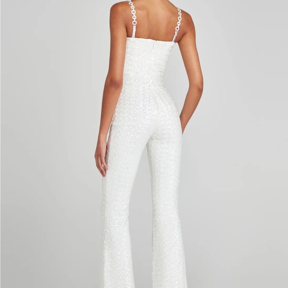 NADINE MERABI Elegant White Textured Jumpsuit - Picture 3 of 4